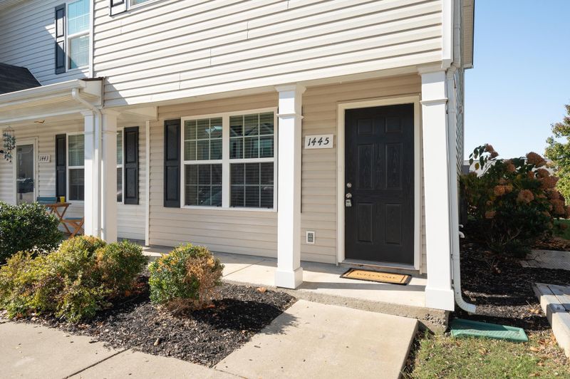1445 Orange Ct, Murfreesboro, TN 37130