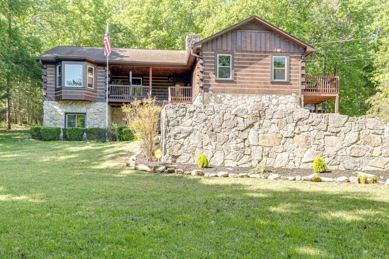 465 Gay Winds Dr, Mount Juliet, TN 37122