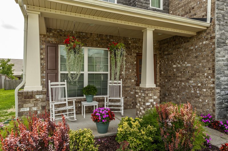 1005 Merrick Rd, Hendersonville, TN 37075