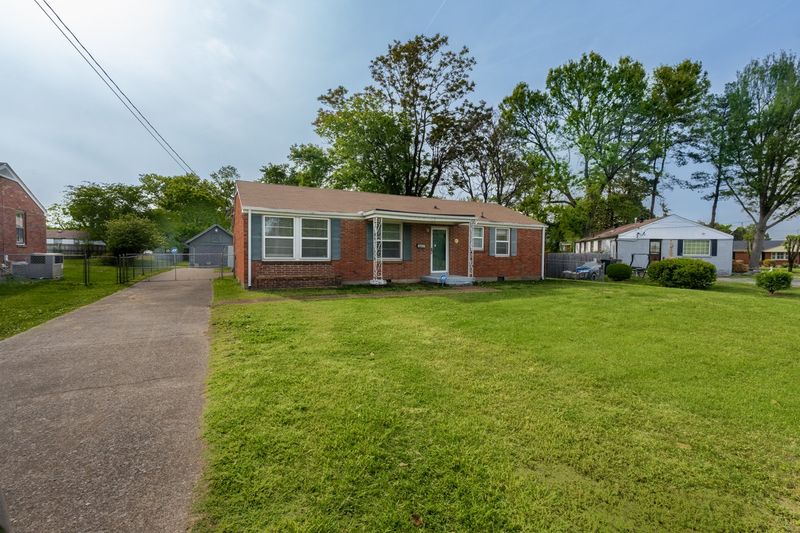 3807 Ezell Rd, Nashville, TN 37211