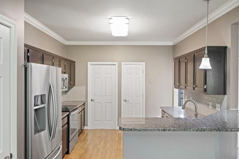 2813 Overton Dr, Thompsons Station, TN 37179