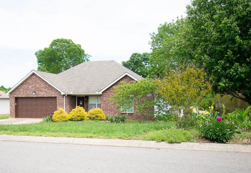 303 Buttonwood Dr, Smyrna, TN 37167