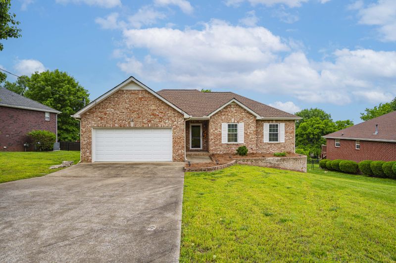 216 Priest View Dr, Smyrna, TN 37167