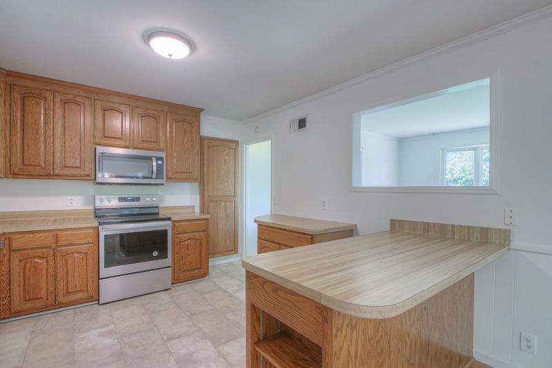 103 Tyler Dr, Hermitage, TN 37076