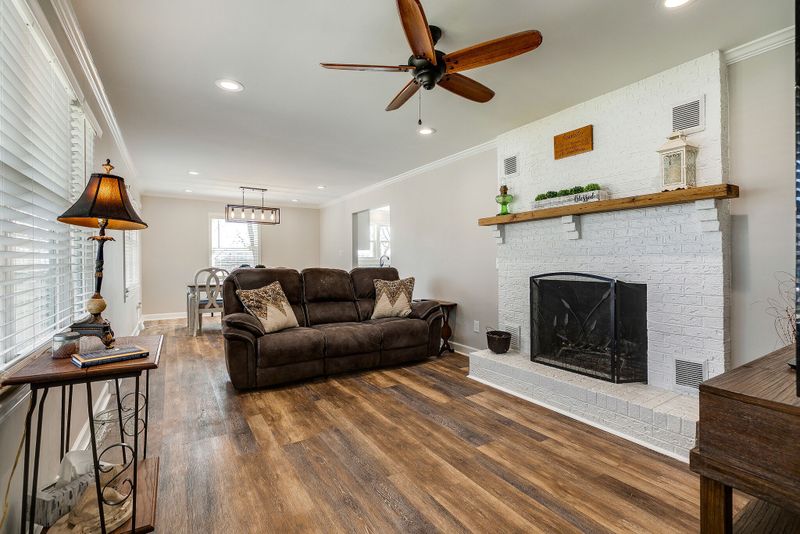 201 Bellvue Dr, Mount Pleasant, TN 38474