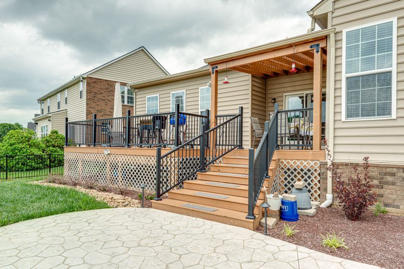 2263 Dominick Dr, Nolensville, TN 37135
