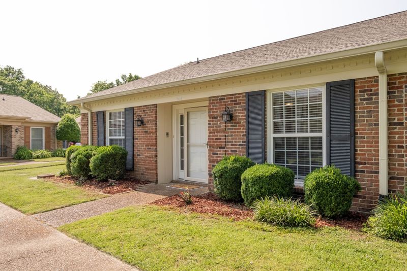 516 Plantation Ct, Nashville, TN 37221