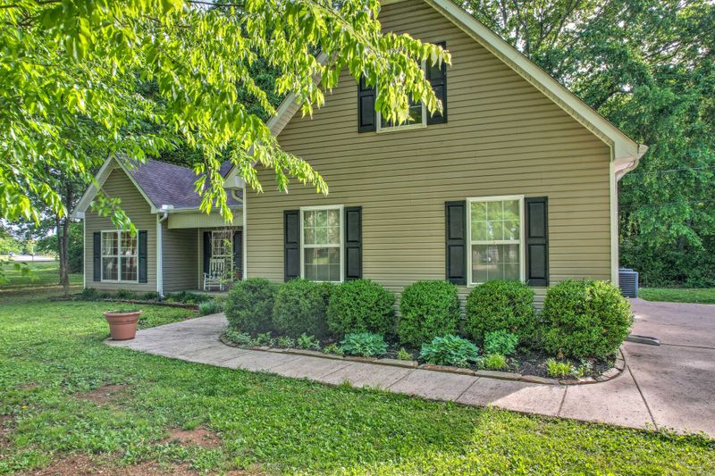 136 Fresca Ct, Murfreesboro, TN 37129