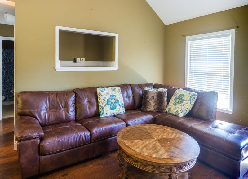 299 Southern Dr, Ringgold, GA 30736