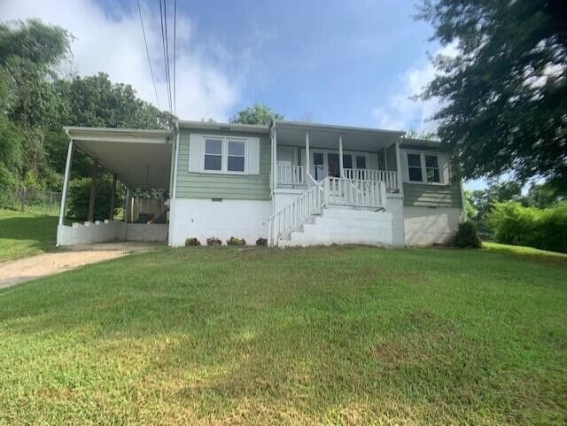 312 Tennessee Ave, Rossville, GA 30741