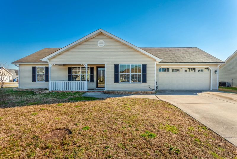 302 Glenn Wade Dr, Rossville, GA 30741