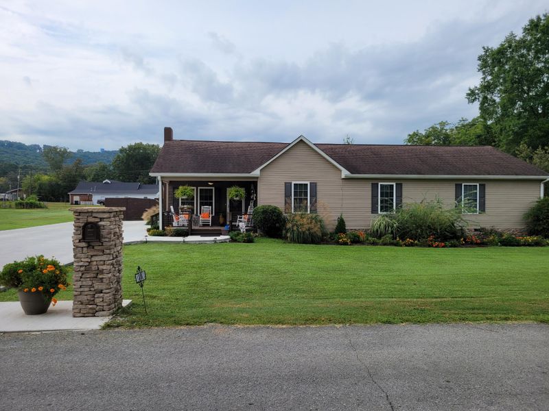 108 S Liner St, Rossville, GA 30741
