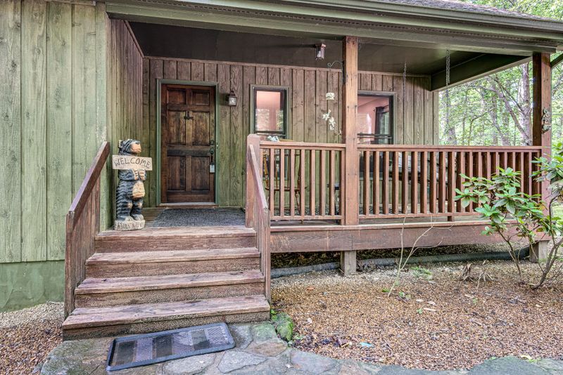 1085 Bald Eagle Dr, Kingston Springs, TN 37082