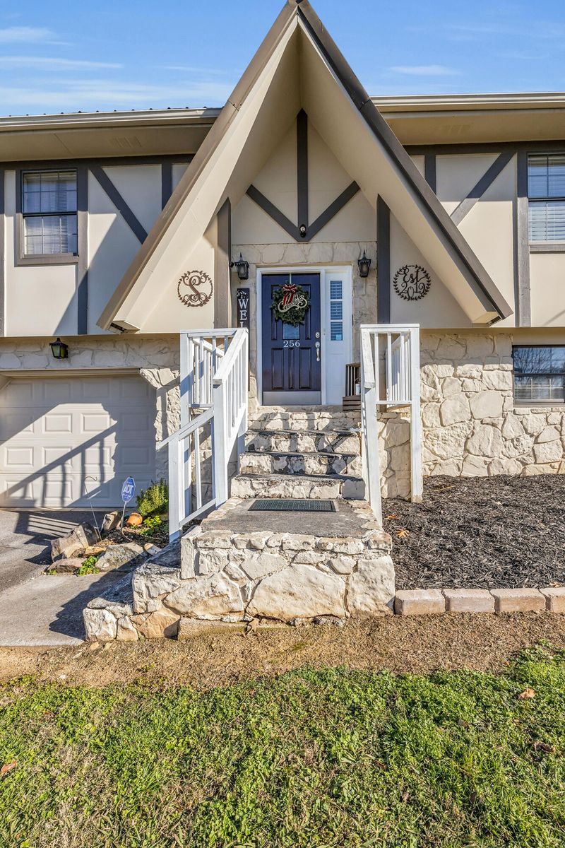 256 Townsend Cir, Ringgold, GA 30736