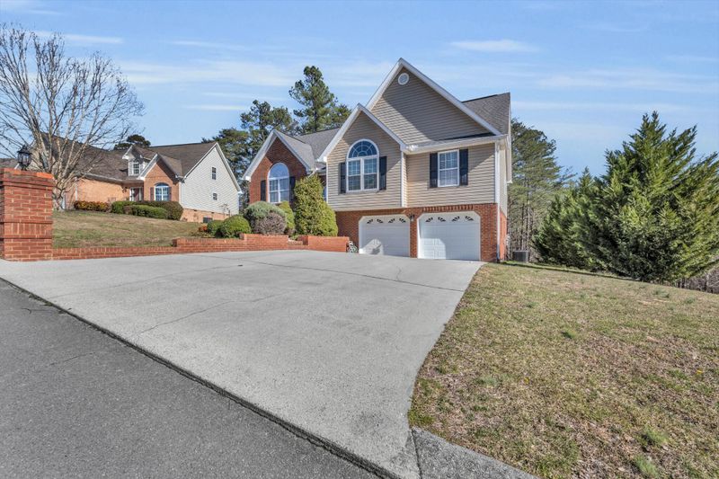 379 Hidden Oaks Dr, Flintstone, GA 30725