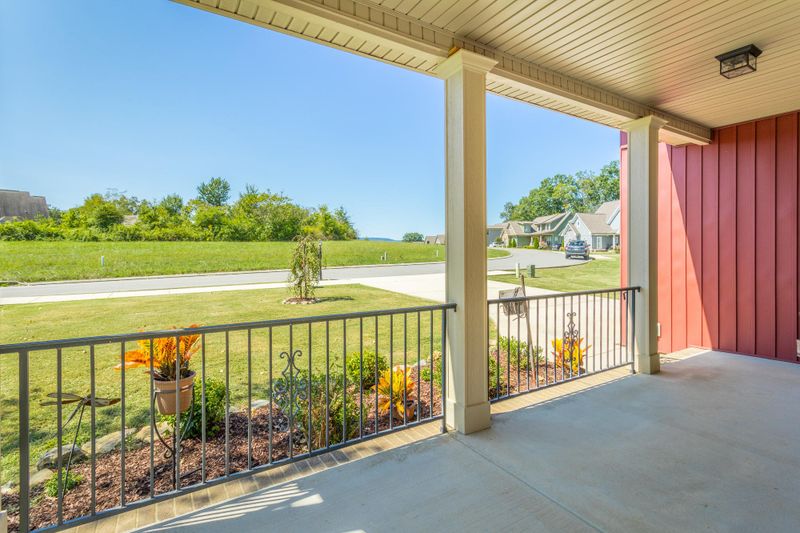 56 Stones Throw Ln, Chickamauga, GA 30707