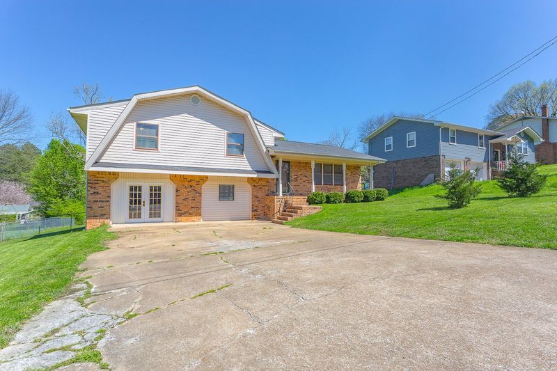122 Ruth Ln, Ringgold, GA 30736