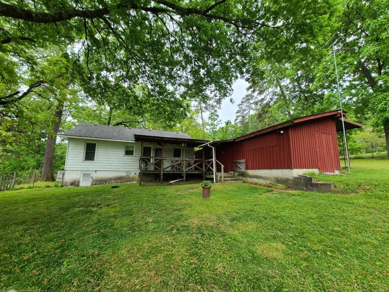196 Blanche St, Rossville, GA 30741