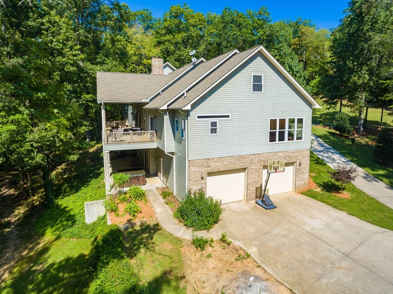 3920 Straight Gut Rd, La Fayette, GA 30728