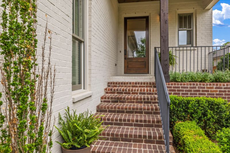 1112 Biltmore Dr #A, Nashville, TN 37204