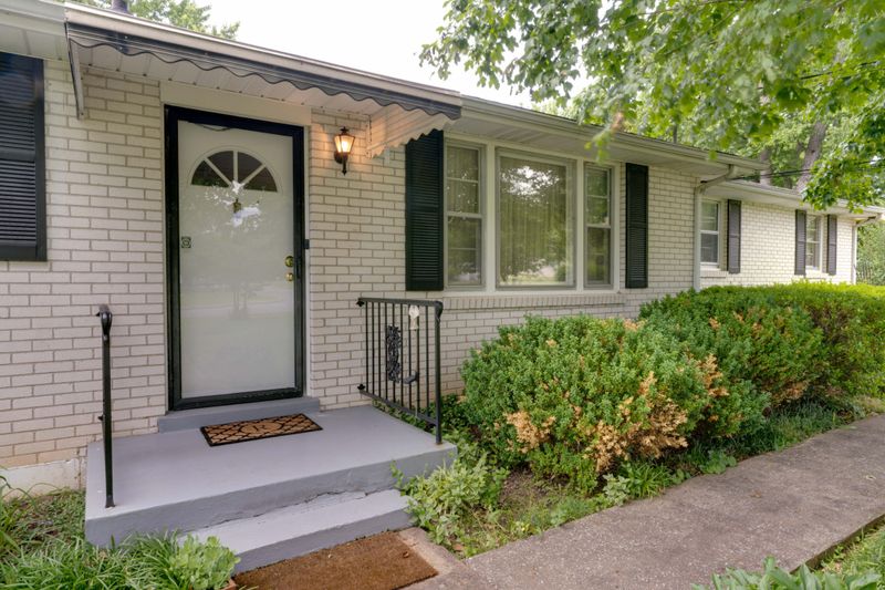 115 Delft Dr, Hendersonville, TN 37075