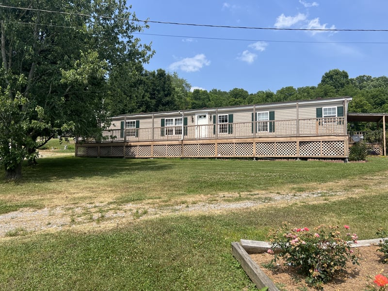 185 Opossum Hollow Rd, Watertown, TN 37184