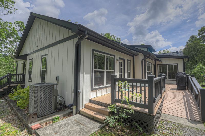 1115 Ridgecrest Rd, Kingston Springs, TN 37082