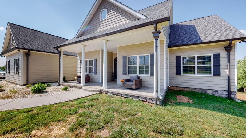2420 Maysville Rd, Dickson, TN 37055