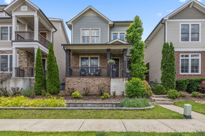 1703 Glen Echo Rd, Nashville, TN 37215