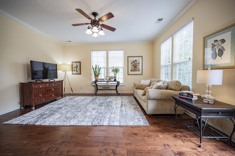 628 Saint Jules Ln, Nashville, TN 37211