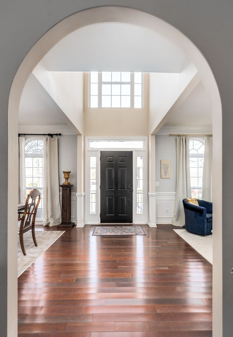 5020 Traceway Dr, Nashville, TN 37221
