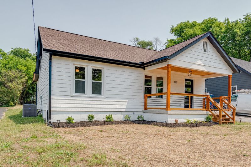 325 Edwin St, Nashville, TN 37207