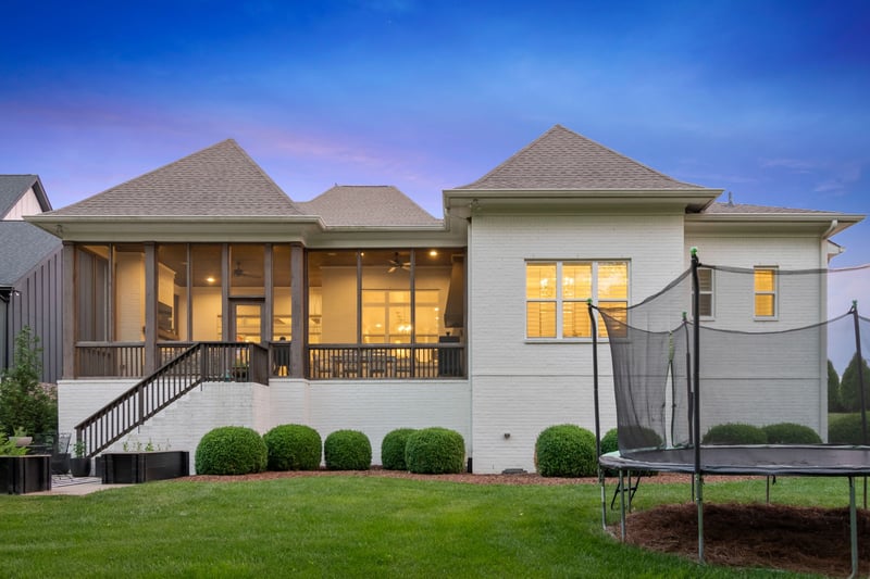 3082 Allenwood Dr, Thompsons Station, TN 37179