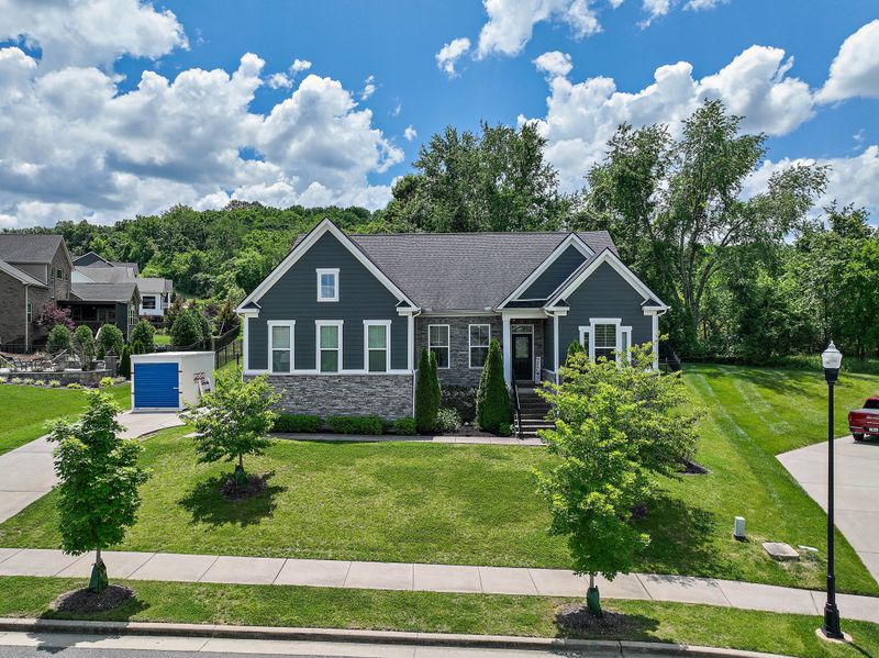 303 Oberlin Ct, Franklin, TN 37064