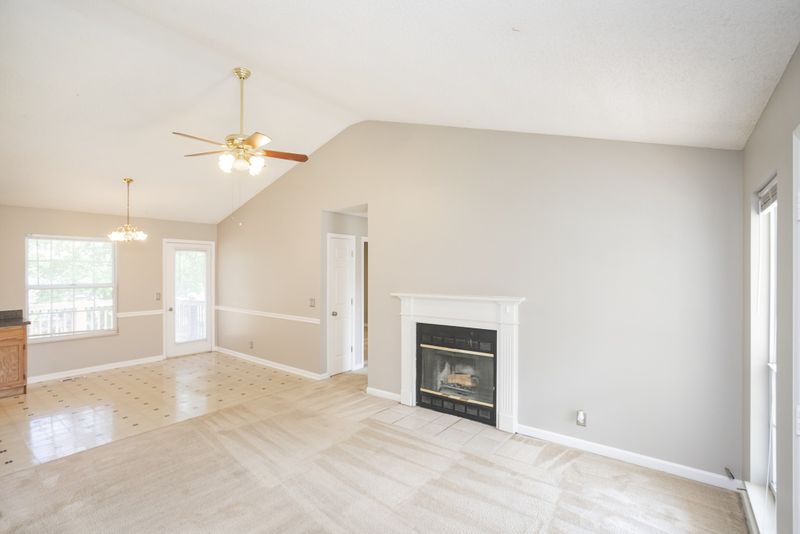 1609 Robards Way, Hermitage, TN 37076