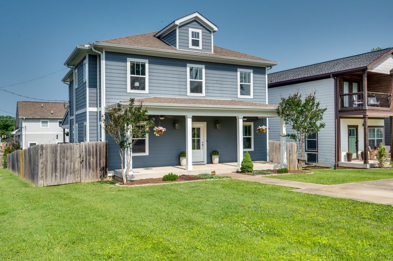 2901 Davis Ave, Nashville, TN 37216