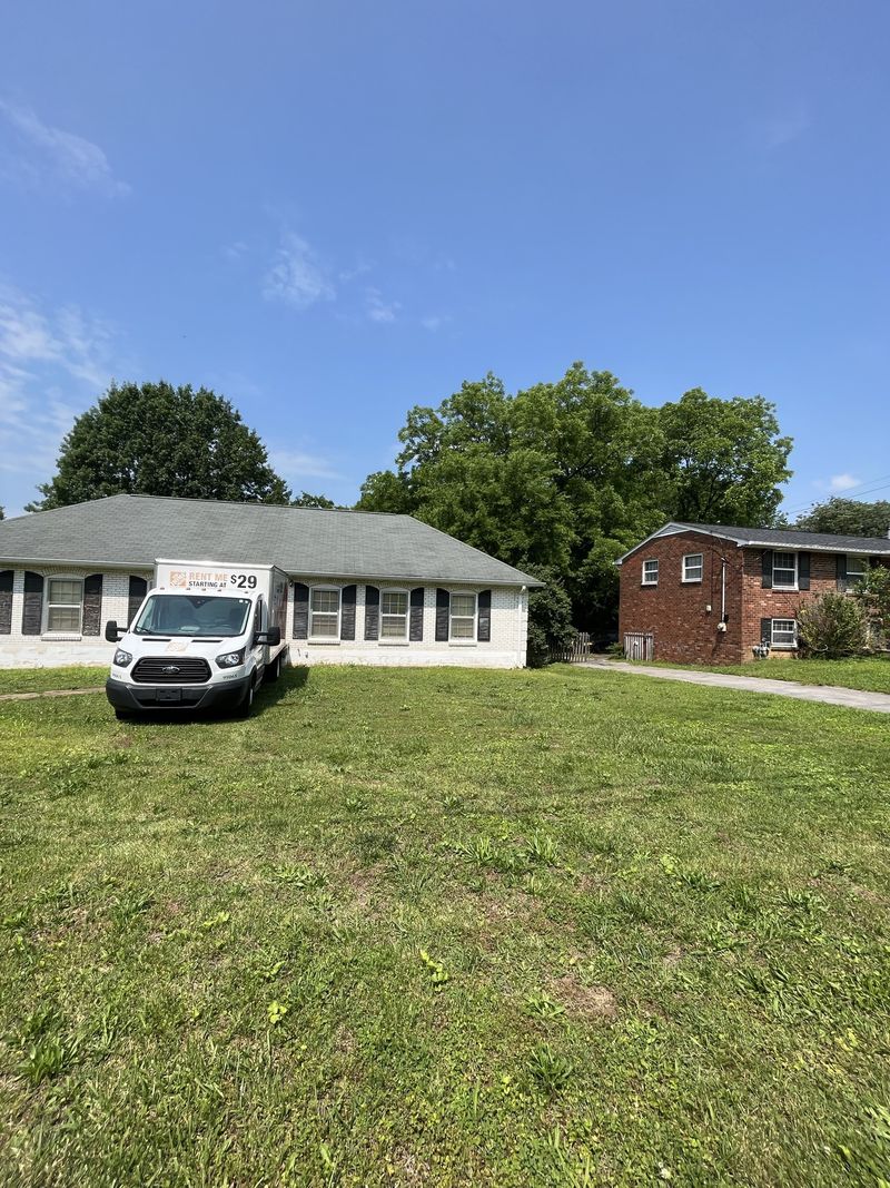 3731 Faulkner Dr, Nashville, TN 37211