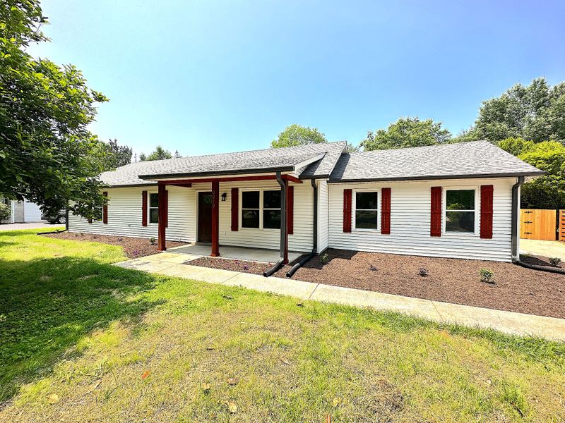 9919 Roanoke Dr, Murfreesboro, TN 37129