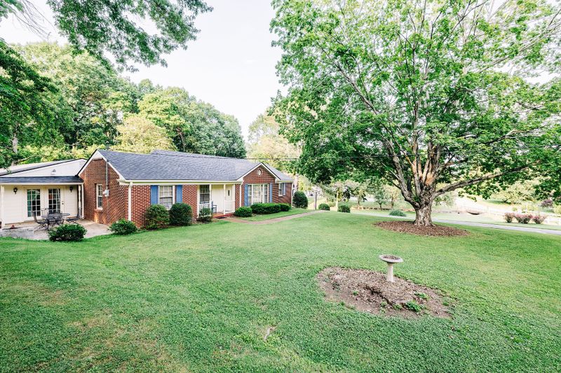 805 Vantrease Rd, Madison, TN 37115