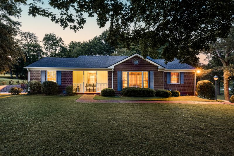 805 Vantrease Rd, Madison, TN 37115