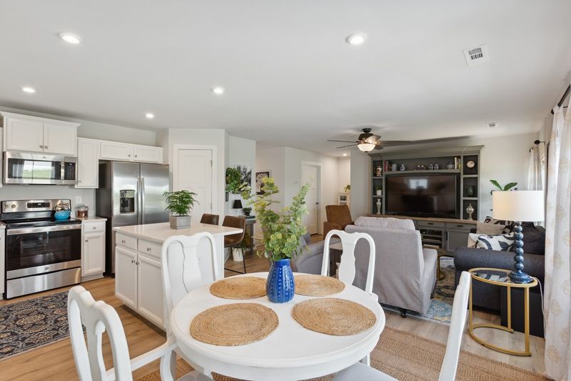 2652 Thornton Grove Blvd, Nashville, TN 37207