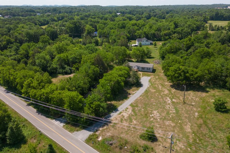 1420 Vesta Rd, Lebanon, TN 37090