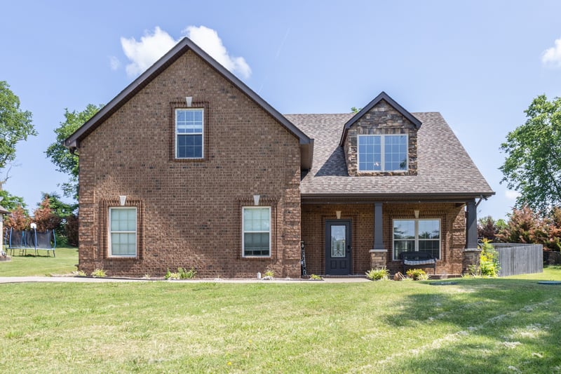 1104 Proud Eagle Dr, Eagleville, TN 37060