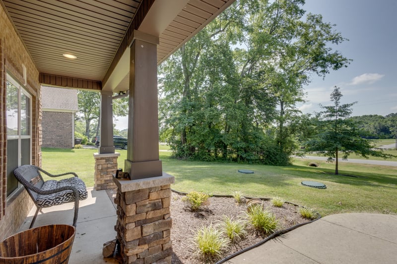 1104 Proud Eagle Dr, Eagleville, TN 37060