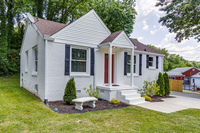 3132 Ironwood Dr, Nashville, TN 37214