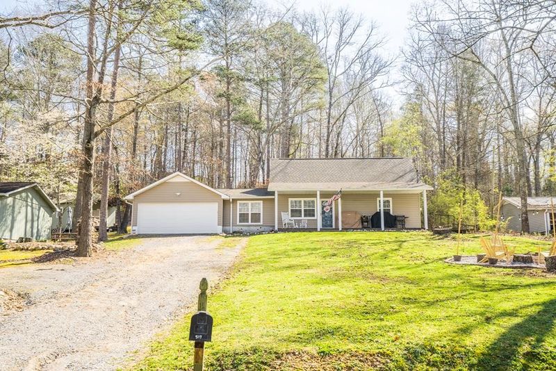 517 Deck Dr, Rocky Face, GA 30740