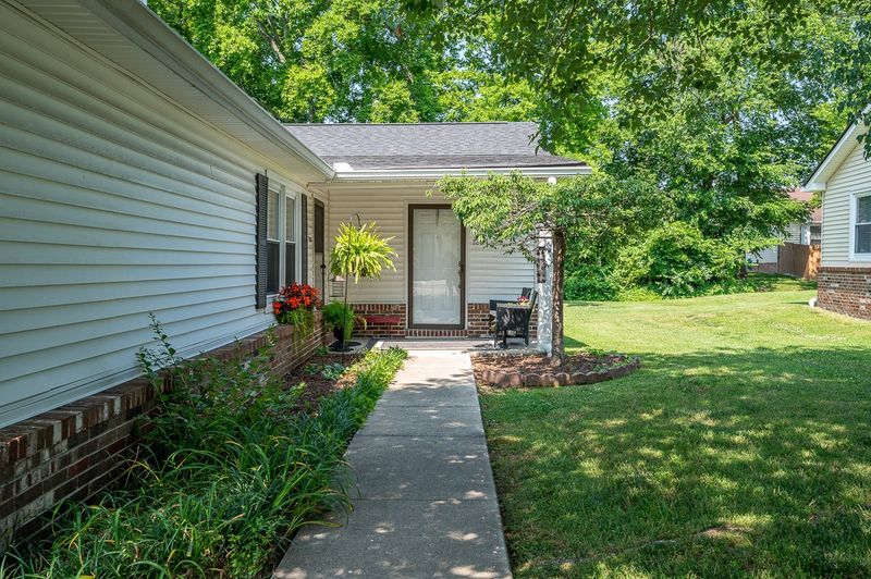 7207 Sheffield Sq, Nashville, TN 37221