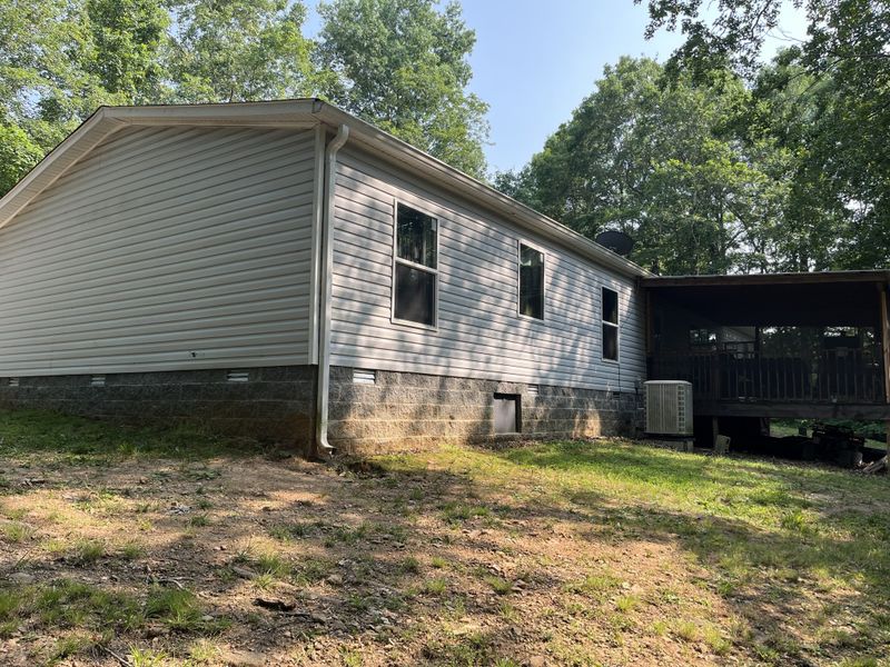 376 Brock Rd, Charlotte, TN 37036