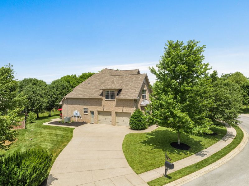3355 Clovercroft Dr, Murfreesboro, TN 37130