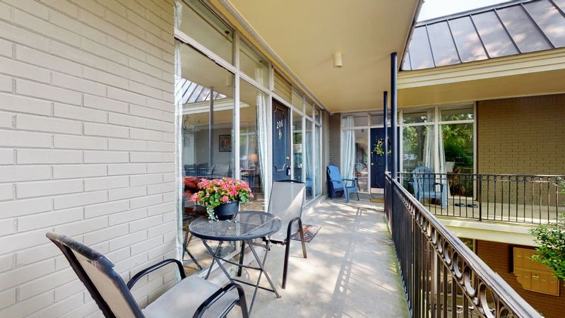 3909 Whitland Ave #206, Nashville, TN 37205